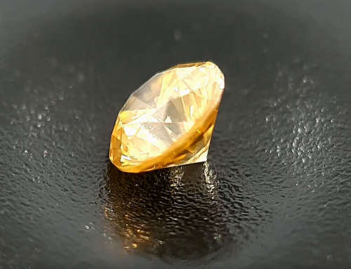 0.23 cts. CERTIFIED  Diamond Round SI2 Intense Yellow Colour  Natural