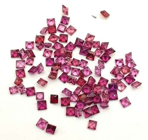 Rhodolite Garnet Square 3mm. 1Pcs/0.20Ct. Ravishing Color! Pink Purple