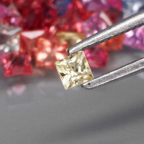 Sapphire 0.085Cts Princess Cut 2.1-2.4mm.Fancy Colour Sapphire