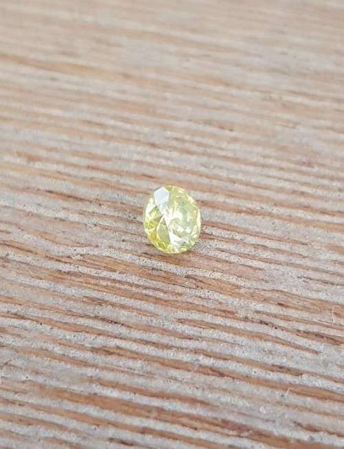 0.73Cts DIAMOND ROUND CUT SI1 VIVID YELLOW `CERTIFIED` SPARKLING  COLOR NATURAL