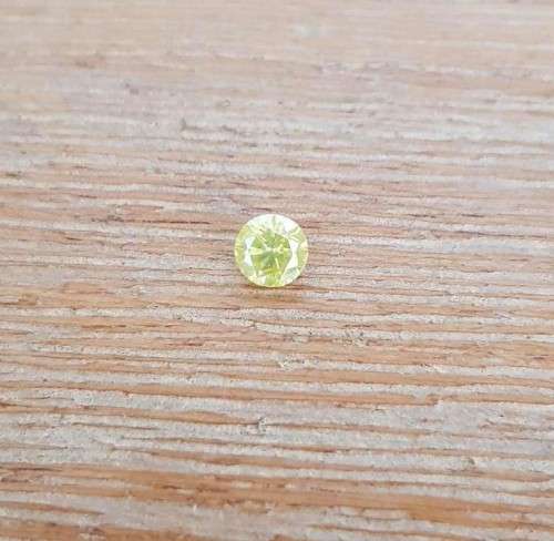 0.73Cts DIAMOND ROUND CUT SI1 VIVID YELLOW `CERTIFIED` SPARKLING  COLOR NATURAL
