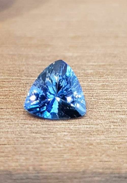 Purplish Blue Tanzanite 1.04Cts . Ravishing Colour & Full Fire!