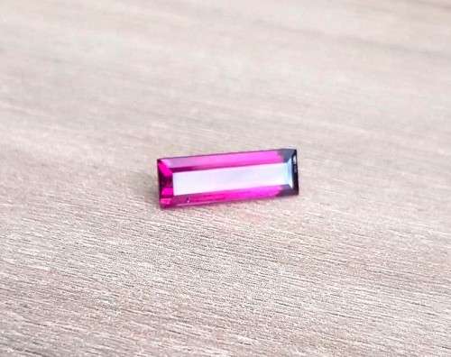 5.17Ct. Rhodolite Garnet Cherry Pink Ravishing Color & Full Fire! Natural