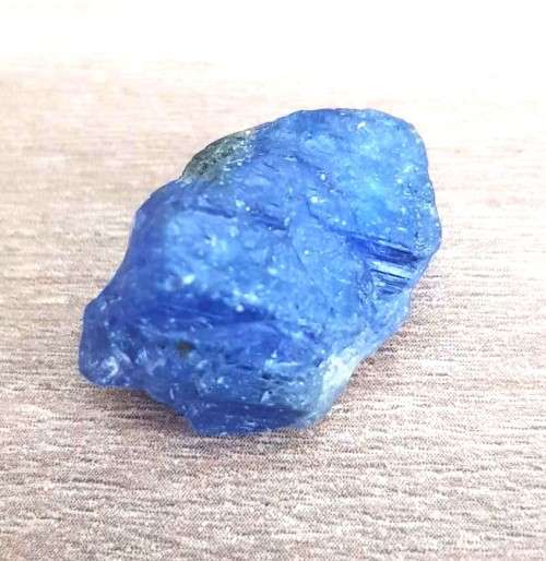 TANZANITE 28.82Cts.ROUGH NATURAL VIOLET BLUE SPECIMEN