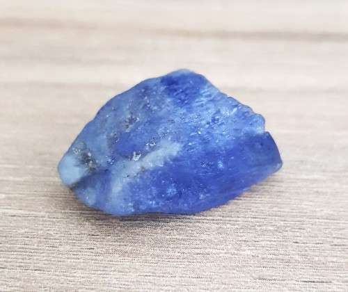 TANZANITE 33.60Cts. NATURAL VIOLET BLUE SPECIMEN ROUGH