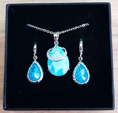 Swarovski Necklace Aquamarine Pear cut Gold Plated  Link Chain