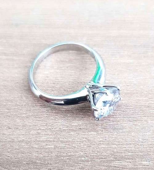 2.00 Carat Round SONA Diamond **Certified**  VVSI/D Engagement Ring Plated in Platinum