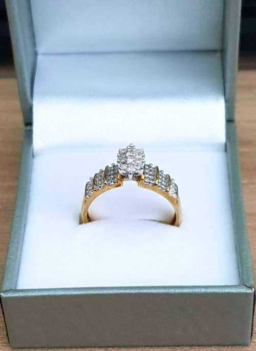 0.350ct CLUSTER DESIGN DIAMOND RING  WHITE GOLD LADIES  **SUNKISSED COLLECTION**