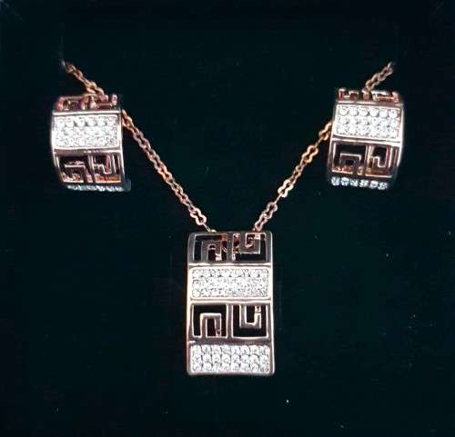 Swarovski **Aztecs Design** Necklace & Earrings Set Gold Plated  Link Chain
