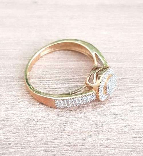 0.300ct DIAMOND RING CLUSTER HALO DESIGN YELLOW GOLD