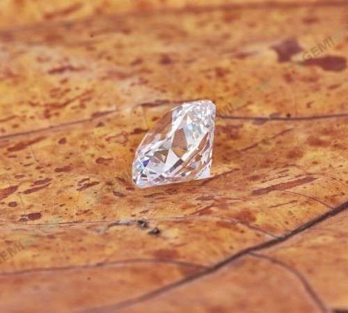 5CT  MOISSANITE ROUND VVSI/D BRILLIANT CUT **Certified **