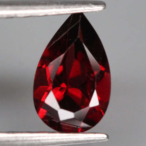 1.18Ct.  Spessartine Garnet Red Pear  Good Quality & Gem Sparkling Natural