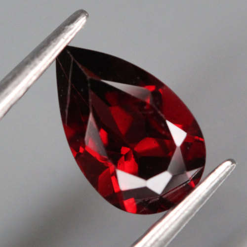 1.18Ct.  Spessartine Garnet Red Pear  Good Quality & Gem Sparkling Natural