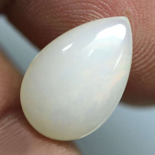 4.25Ct.  Opal Oval Cabochon White Colour Gem Lovely Ravishing! Ethiopian Natural