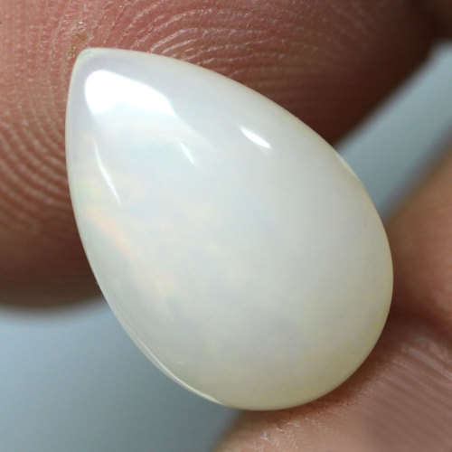 4.25Ct.  Opal Oval Cabochon White Colour Gem Lovely Ravishing! Ethiopian Natural