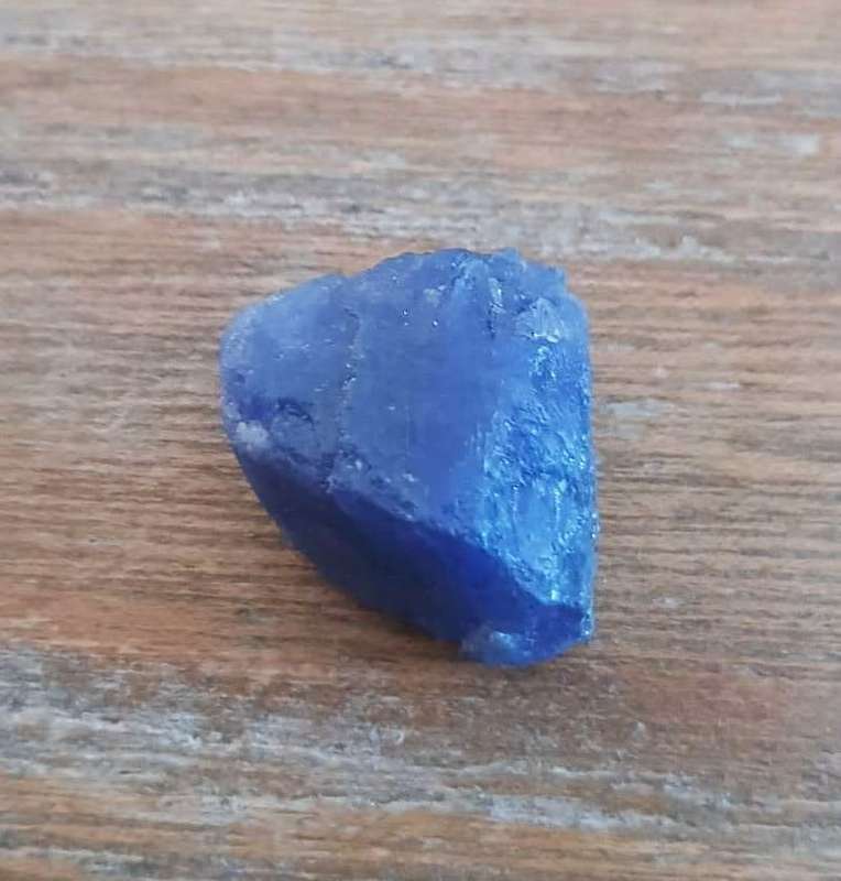 TANZANITE 38.80Cts. NATURAL VIOLET BLUE  ROUGH