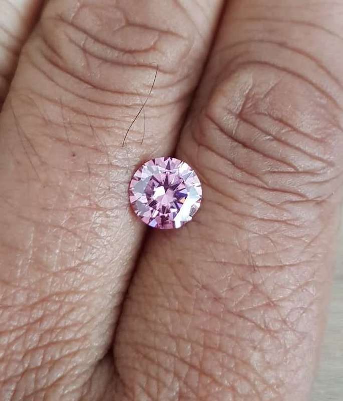 2CT  MOISSANITE PINK ROUND VVSI  BRILLIANT CUT** GRA CERTIFIED**
