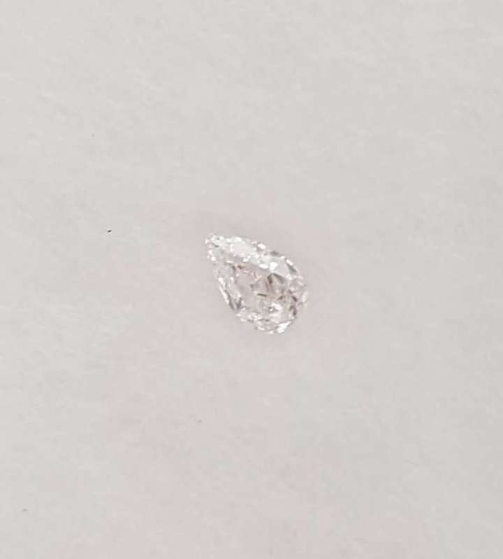 0.11cts Diamond Pear Cut SI1 Faint Pink  CERTIFIED