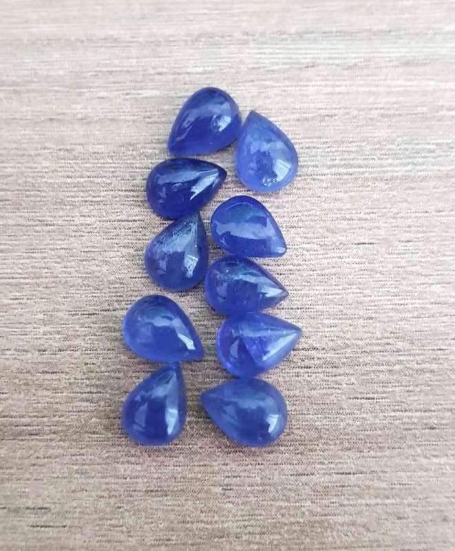 Purplish Blue Tanzanite 1Pcs Pear Cabochon 7x5MM. Ravishing Colour & Full Fire!