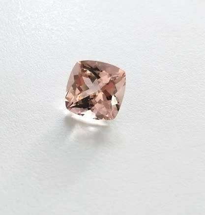 1,78Cts  MORGANITE **PEACH CUSHION CUT** GEMSTONE! NATURAL
