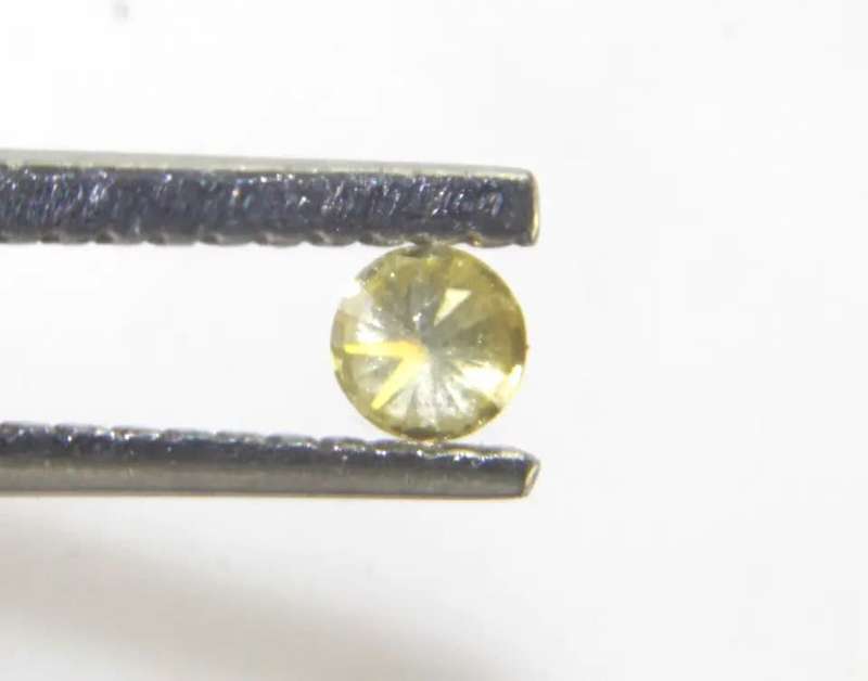 0.15Cts DIAMONDS YELLOW/SI1 **CERTIFIED**SPARKLING  WHITE COLOR NATURAL