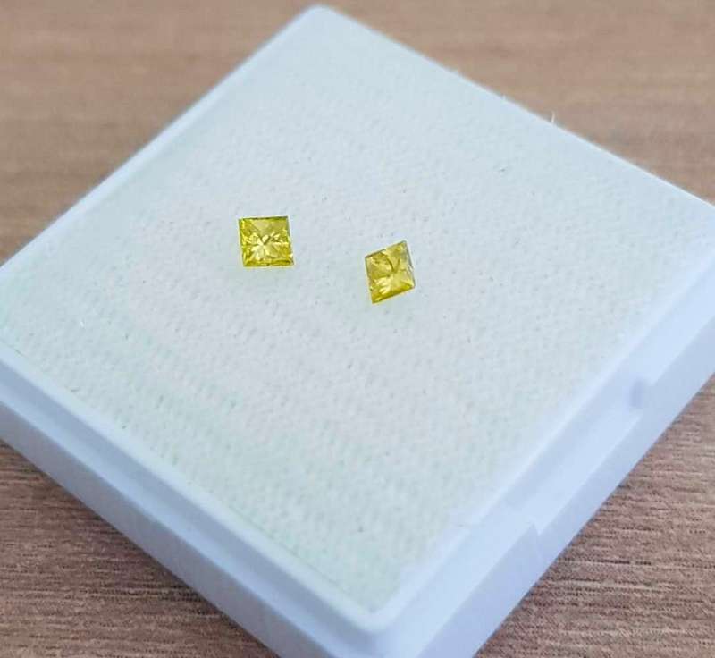 0.18CT. DIAMOND PRINCESS CUT YELLOW **PAIR CERTIFIED**NATURAL