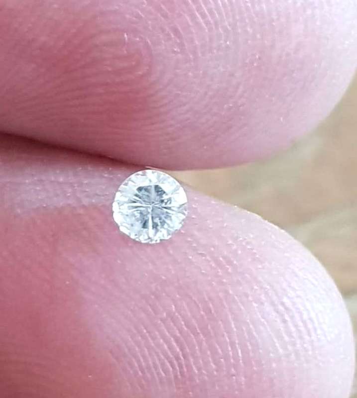 0.20Cts DIAMOND ROUND  **CERTIFIED**SPARKLING   NATURAL