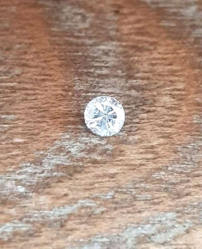 0.20Cts DIAMOND ROUND  **CERTIFIED**SPARKLING   NATURAL