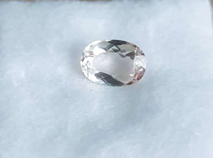 1.42Cts  MORGANITE **PEACH OVAL CUT** GEMSTONE! NATURAL