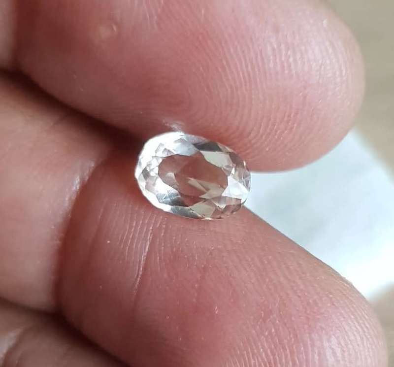 1.42Cts  MORGANITE **PEACH OVAL CUT** GEMSTONE! NATURAL