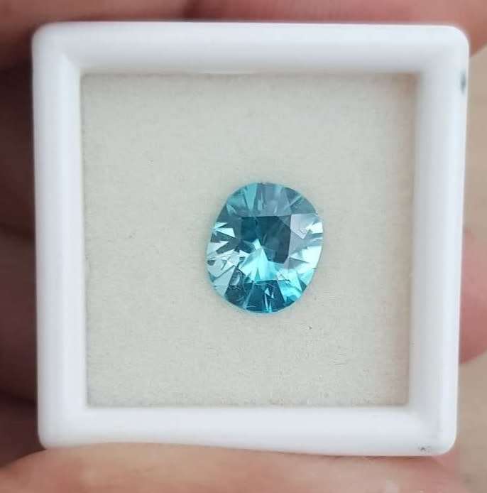 2.76Ct. Zircon Oval Facet Sea Blue Glistening Cambodia Natural