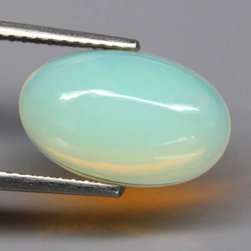 2.61Ct. Opal Oval Cabochon Multi Colours Glittering Rainbow 3D! Ethiopian Natural