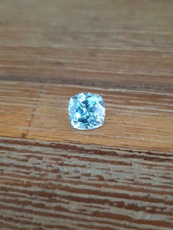 2.50ct MOISSANITE  **ICE BLUE** CUSHION VVS1  COLOUR  LOOSE GEM