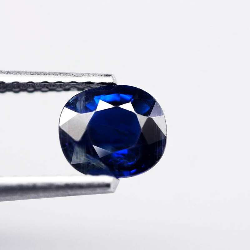 0.82Ct.  Sapphire Blue Oval Australia Precious Gem Ravishing Color!Normal Heated