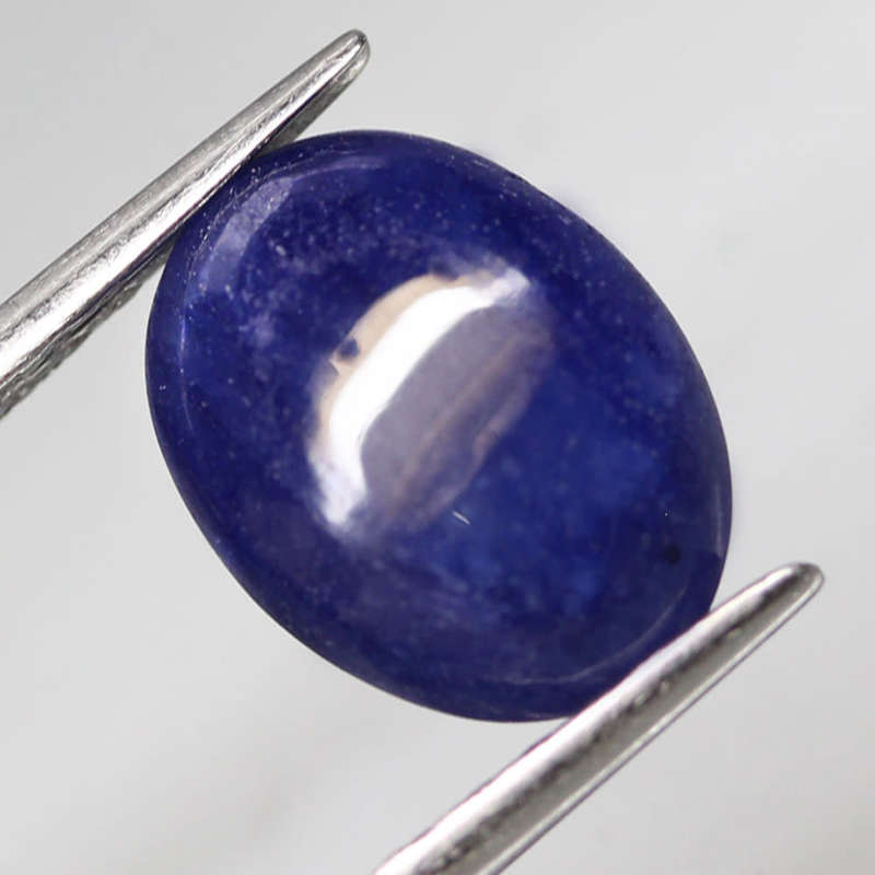 3.37Ct.  Sapphire Cornflower Blue Oval Cabochon Natural