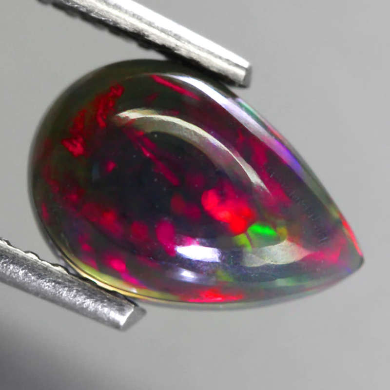 0.95Ct. Opal Oval Cabochon Multi Colours Glittering Rainbow 3D! Ethiopian Natural