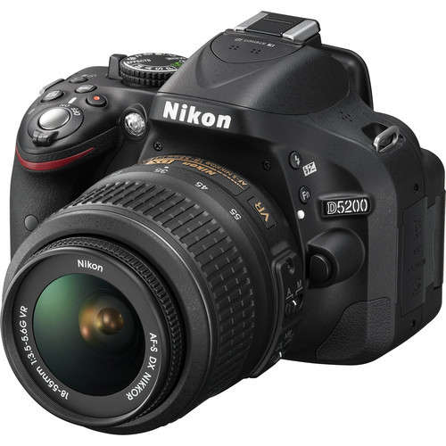 Nikon DSLR D5200 + 18-55N VR LENS + BAG + 8GB SD + Free Training (Value Bundle)
