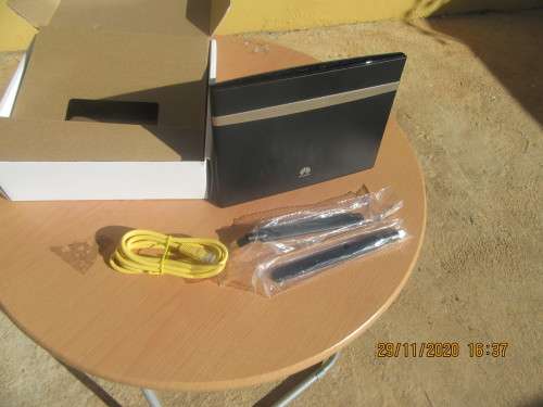 HUAWEI 4GROUTER B525