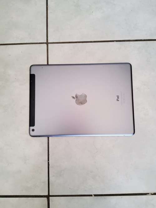 APPLE IPAD AIR 16GB WIFI and 4G