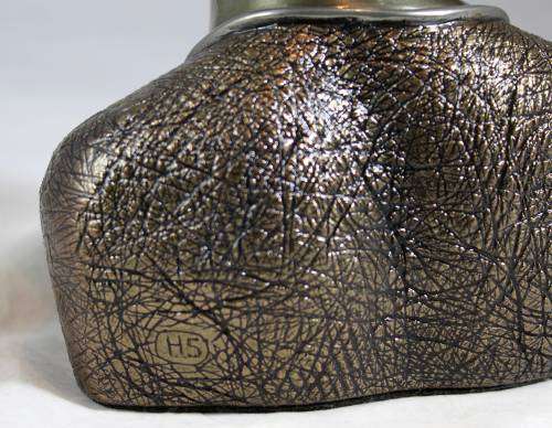 Casper Darare -  Basotho girl with scarf - Cold casting - Magnificent!! Bid now! *Free courier