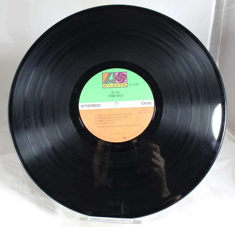 ACDC - Pair of early albums!! LP's from 1978 and 1979 - A very rare opportunity! - Bid now!!