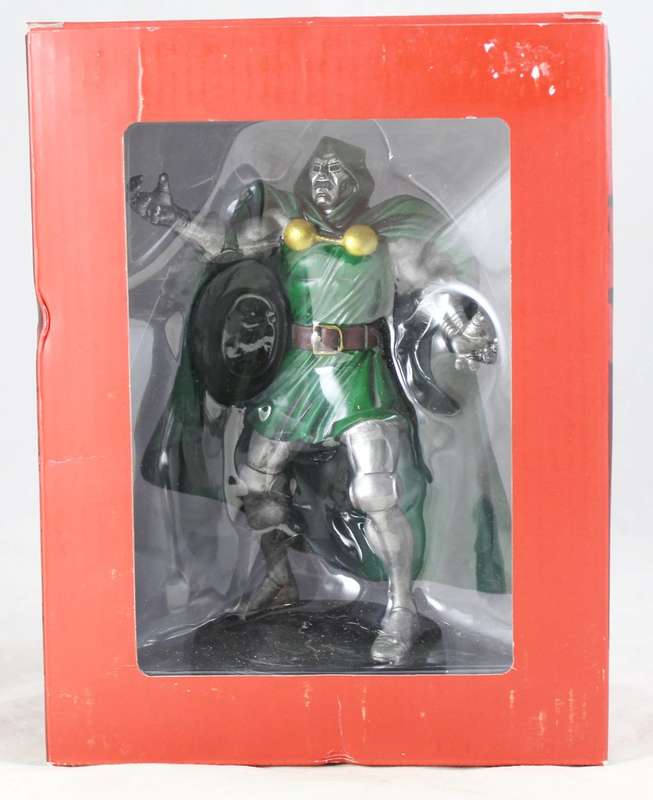 Marvel figurine - Doctor Doom