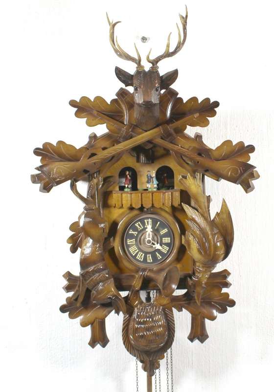 Vintage Black Forest Cuckoo clock - West German movement - Dancing couples - Stunning!! Bid now!!