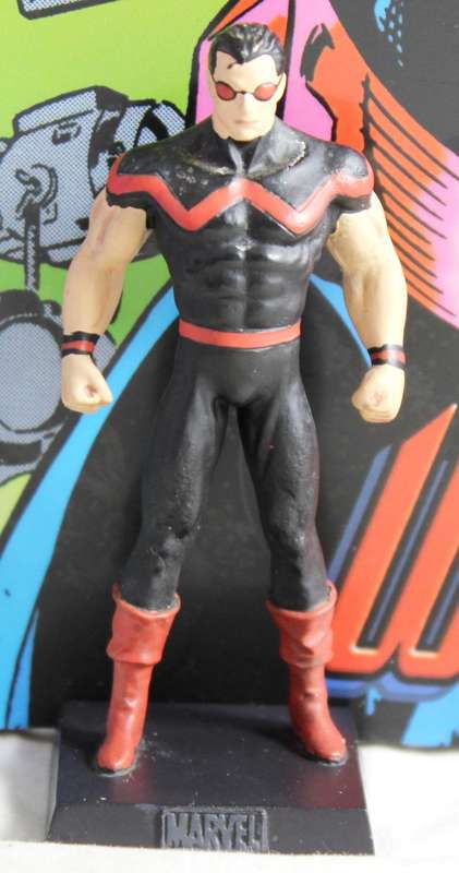 Classic Marvel collection - lead, hand painted figurine with book - Wonder Man