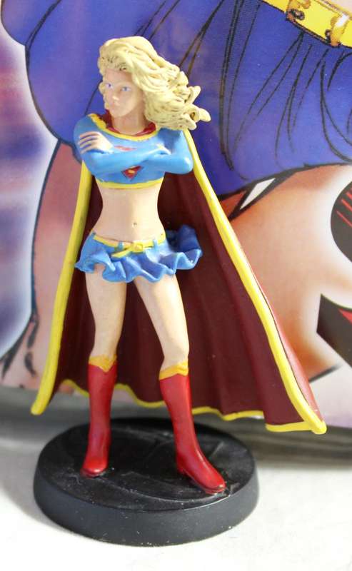 DC comics - lead, hand painted figurine with book - Supergirl #14