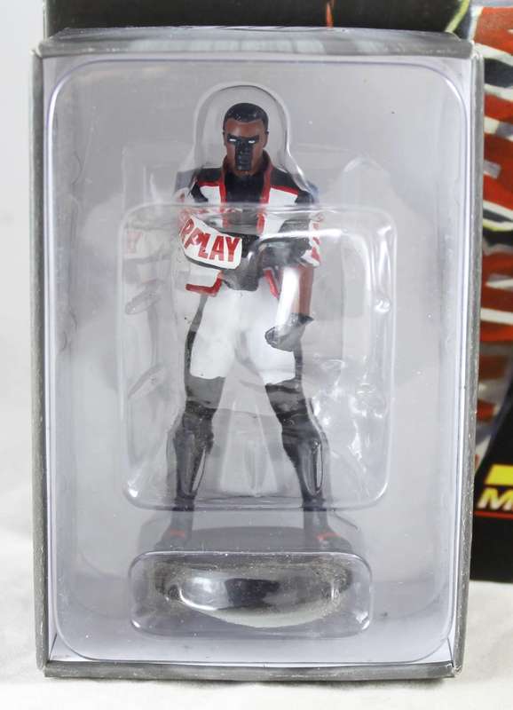 DC Comics - Lead, hand painted figurine with book - Mister Terrific #80