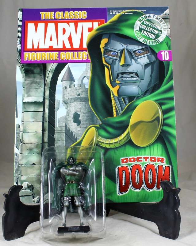 Classic Marvel - action figure and book - Doctor Doom