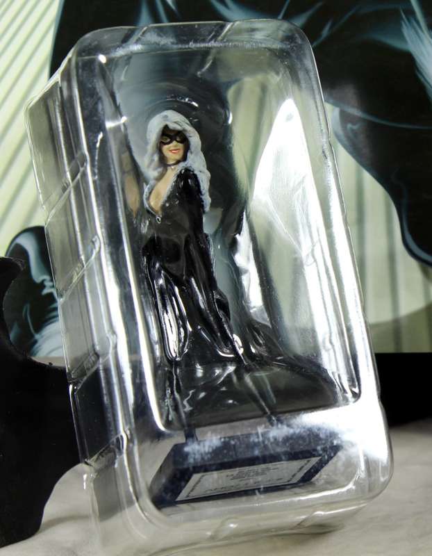 Classic Marvel - Action Figure and Book - Black Cat #20