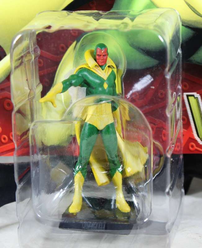 Classic Marvel - action figure and book - the Vision