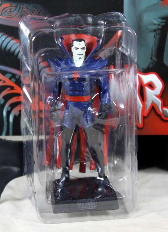 Classic Marvel - Action Figure and Book -  Mister Sinister #80